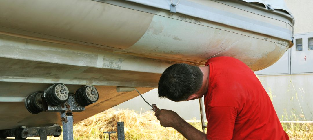 What are the average costs of boat maintenance?